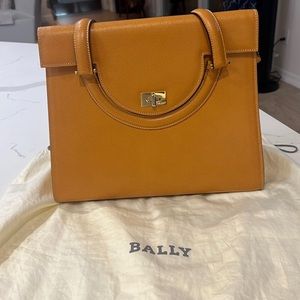 Bally shoulder purse